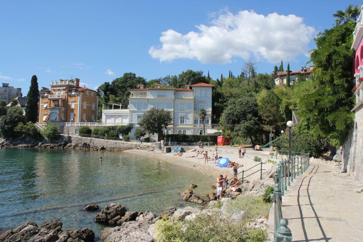 Apartment Gogo Opatija Eksteriør bilde